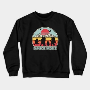 Merch Retro Vintage Dance Mode Heele Crewneck Sweatshirt